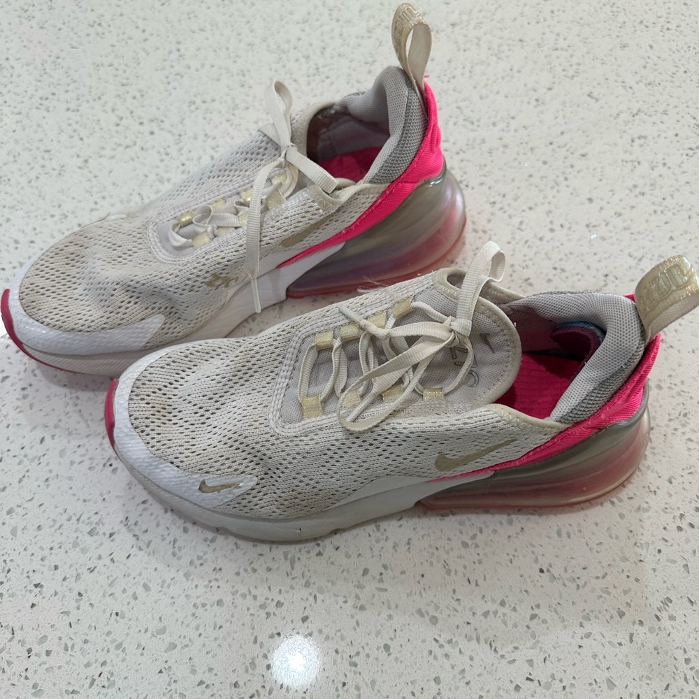 Nike Kids Sneakers in Cream and Pink